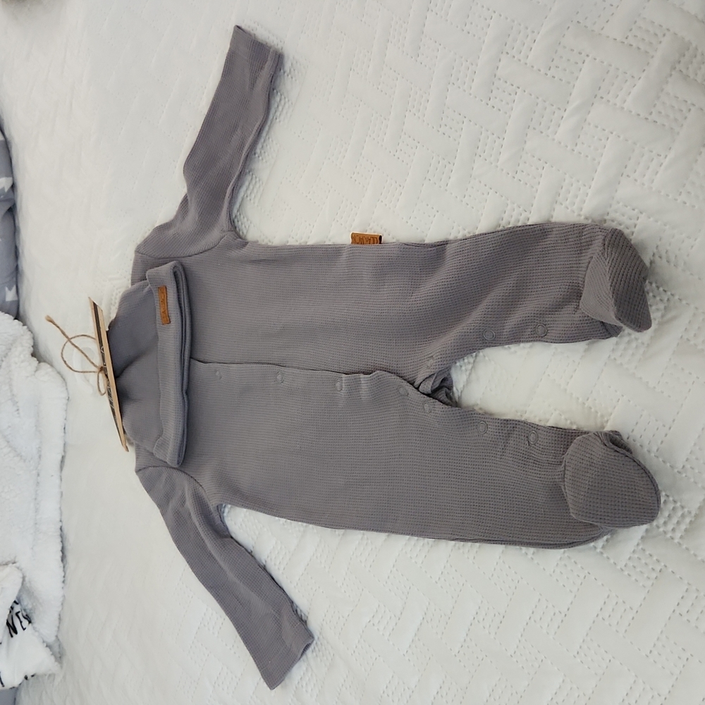 Lila and Jack onsie and hat. NWT